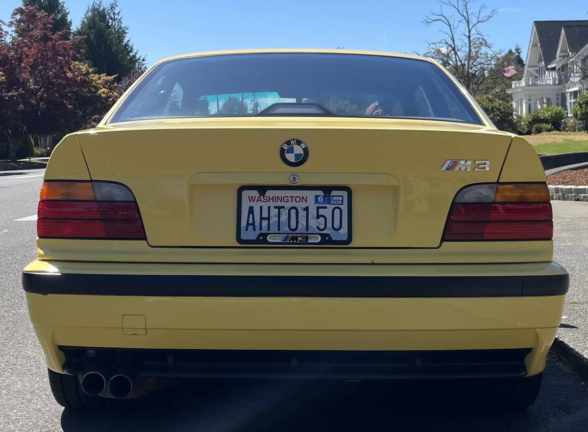 Bmw-m3-1995-yellow-18