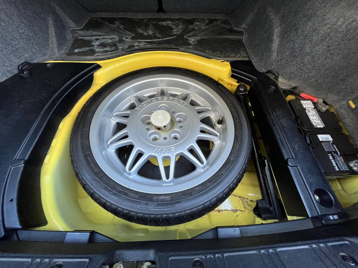 Bmw-m3-1995-yellow-9