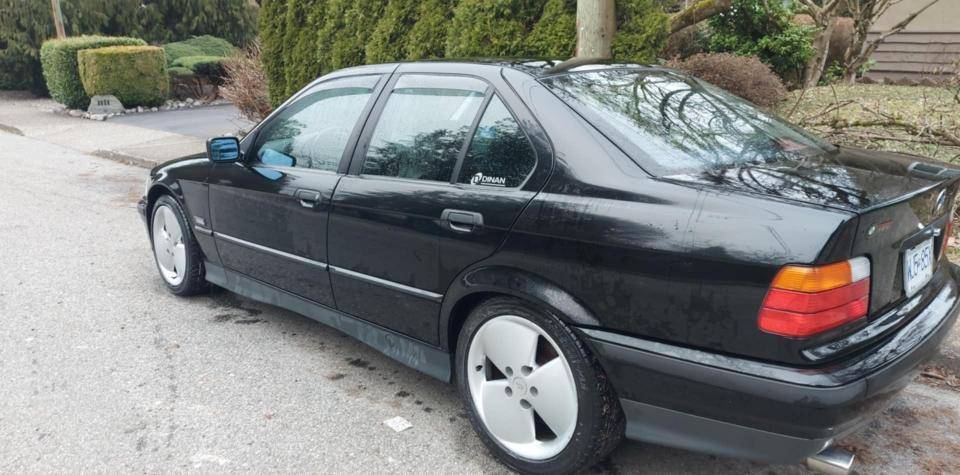 Bmw318i-1995-black