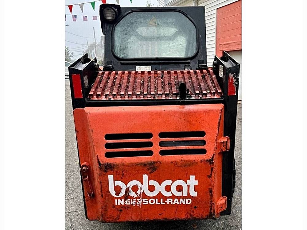 Bobcat-743-743-1987-black-4