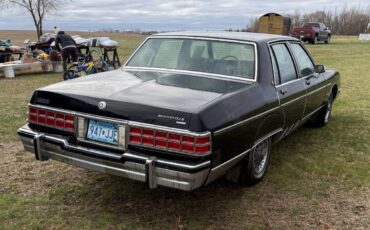 Bonneville-brougham-1981-black-3