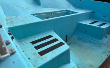 Boston-whaler-1964-white-10