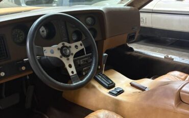 Bricklin-sv-1-1975-orange-2