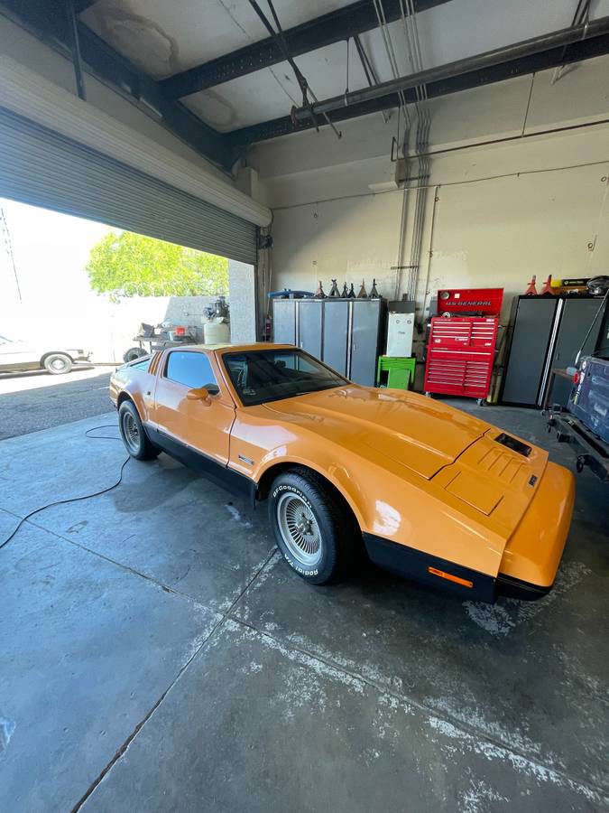 Bricklin-sv-1-1975-orange-8