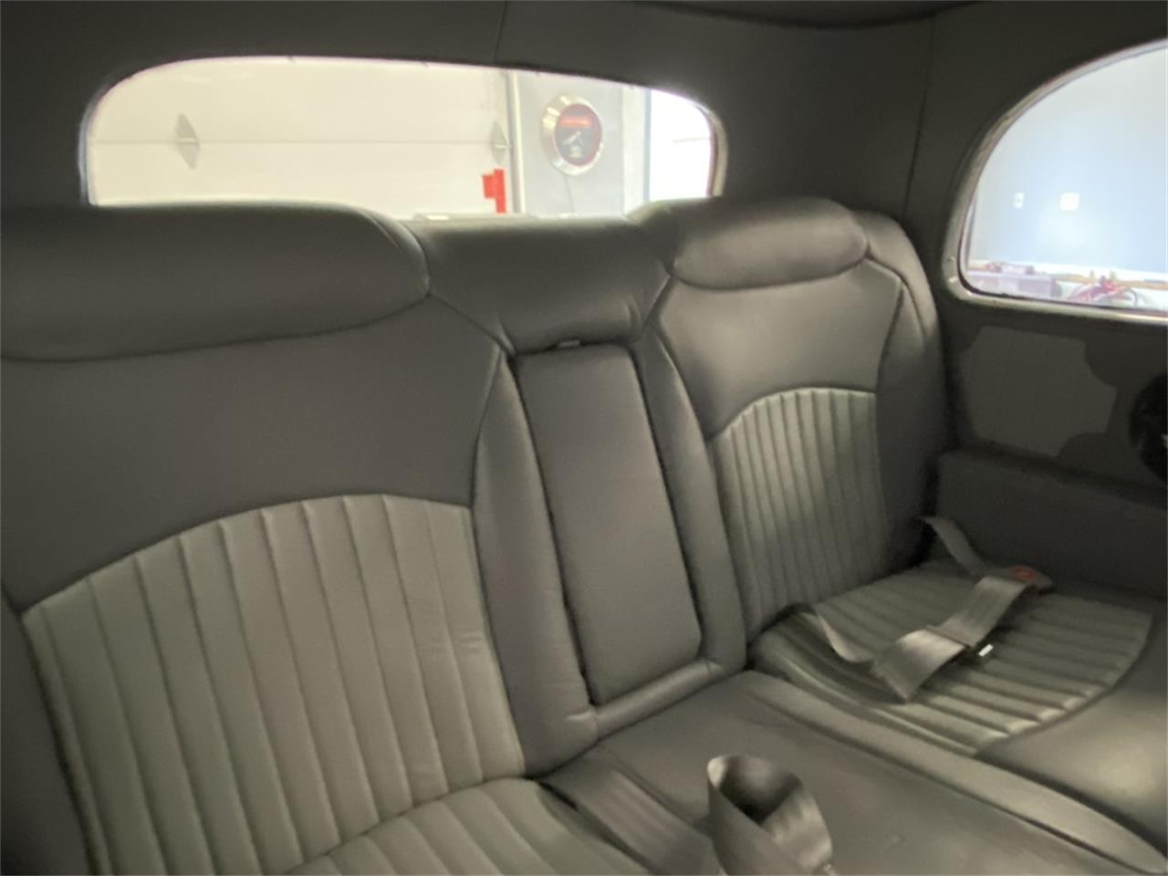 Buick-50-1934-Red-Gray-14
