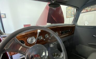 Buick-50-1934-Red-Gray-20