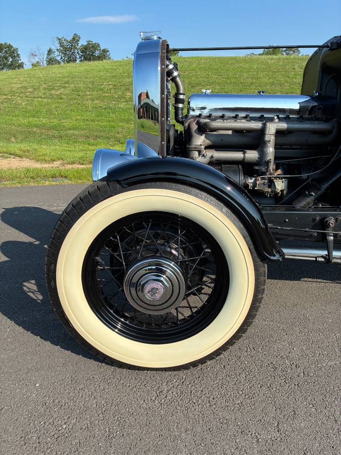 Buick-56s-coupe-1932-custom-1
