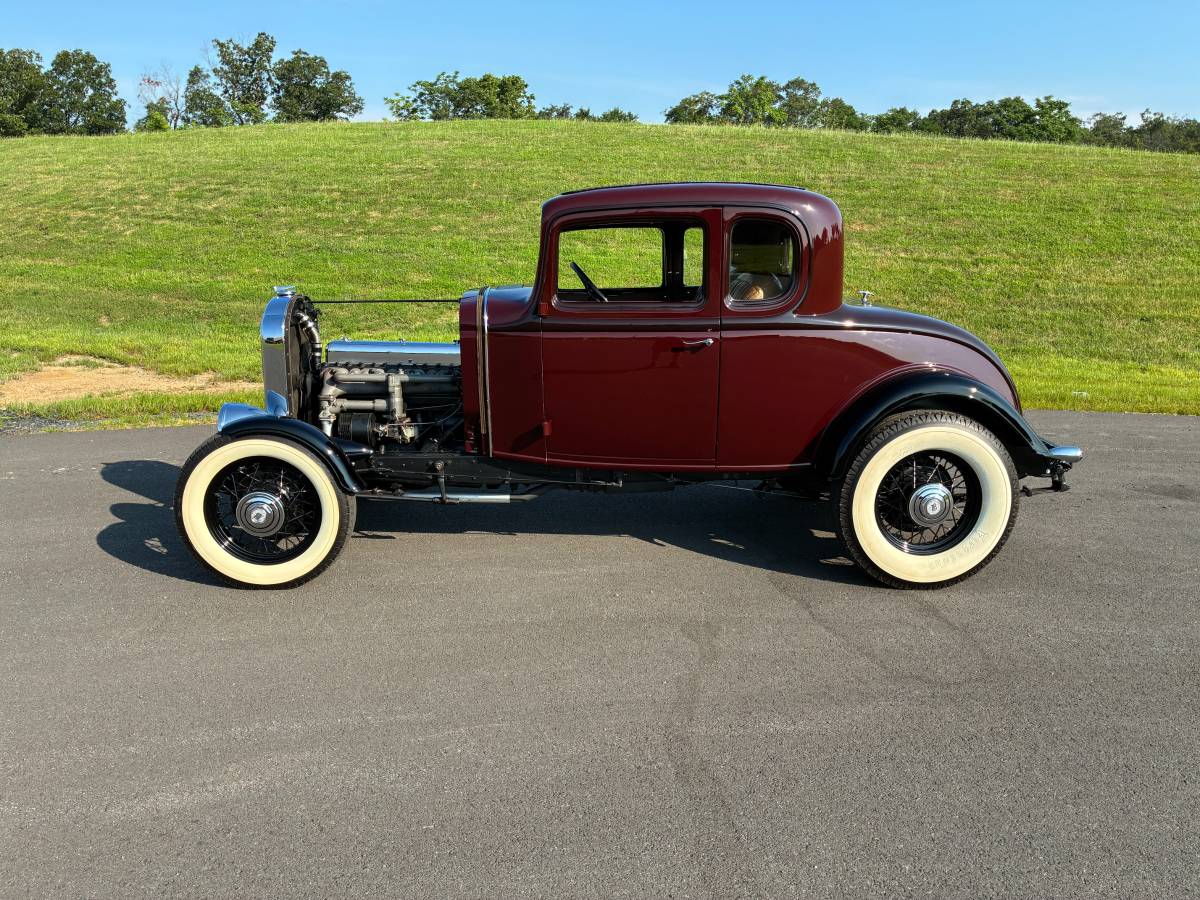 Buick-56s-coupe-1932-custom-10