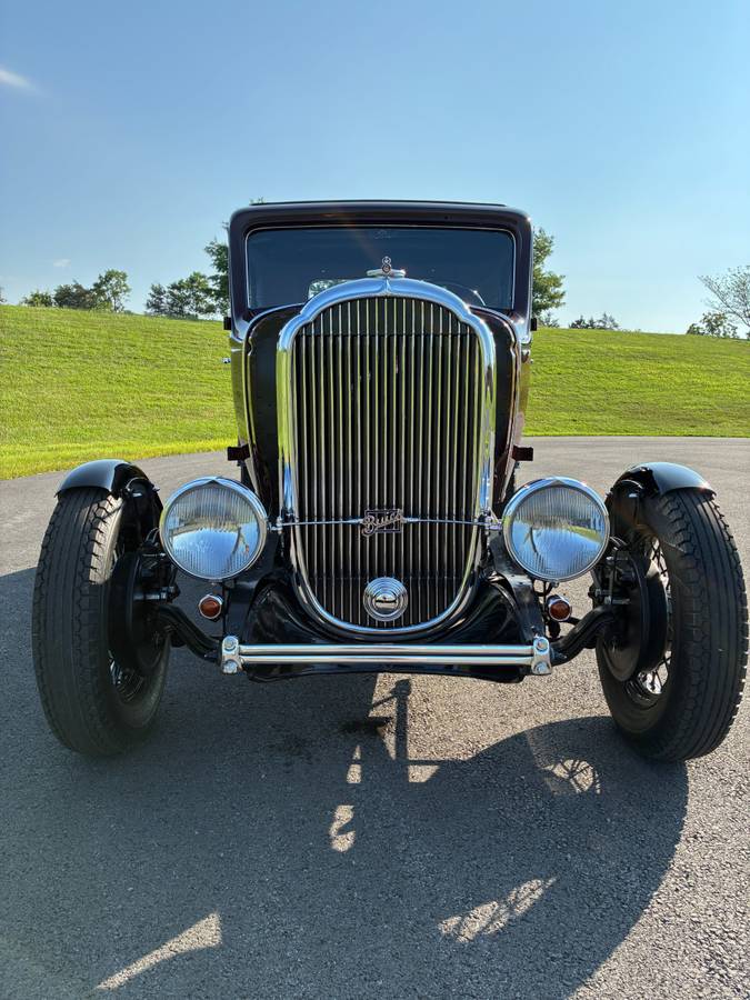 Buick-56s-coupe-1932-custom-11