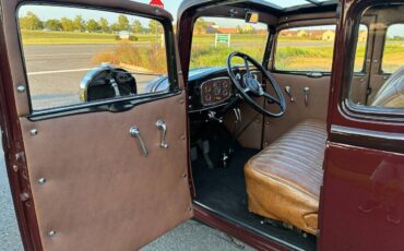 Buick-56s-coupe-1932-custom-17