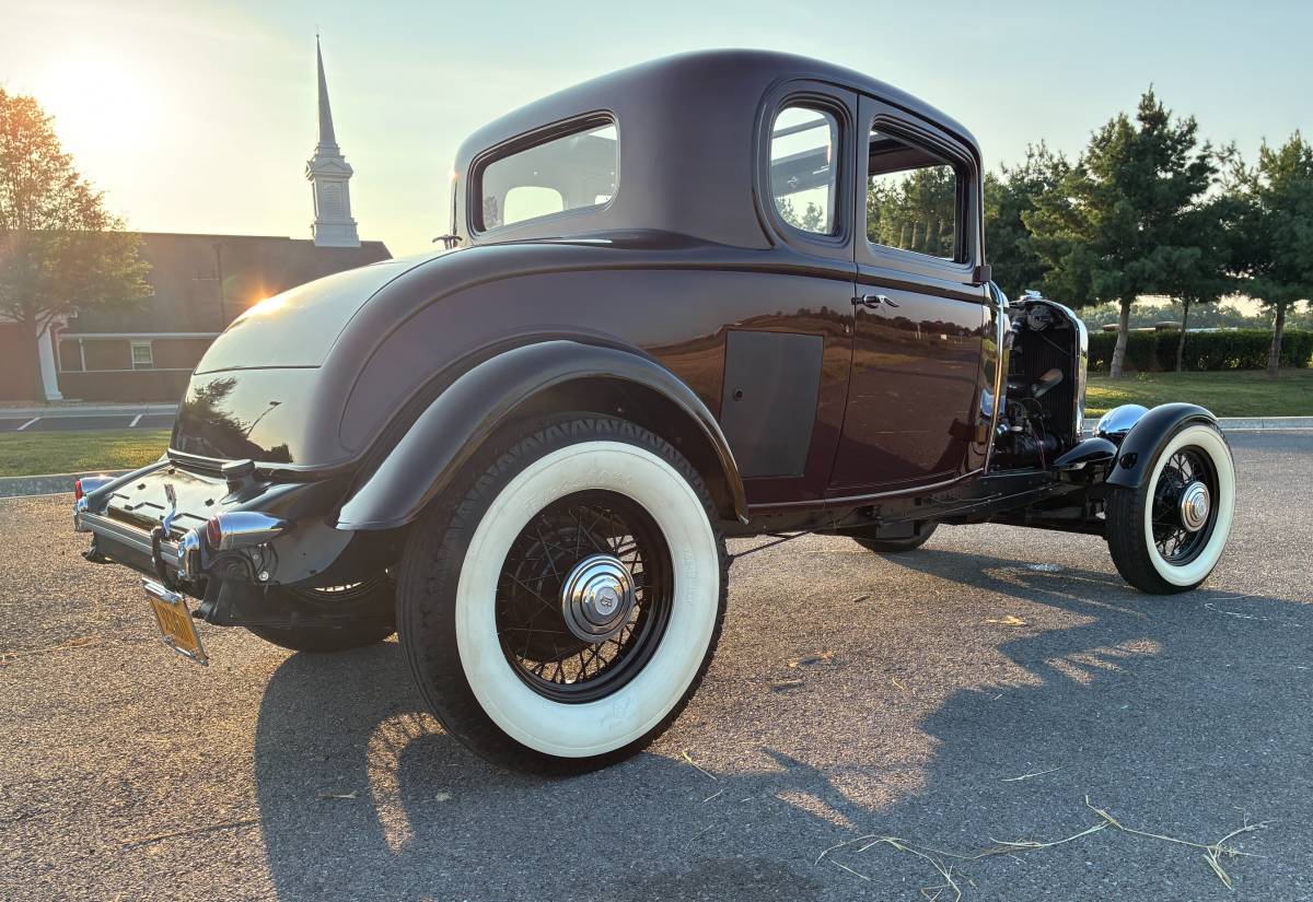 Buick-56s-coupe-1932-custom-19
