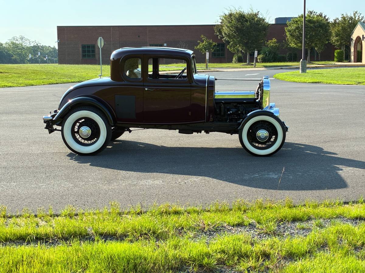 Buick-56s-coupe-1932-custom-22