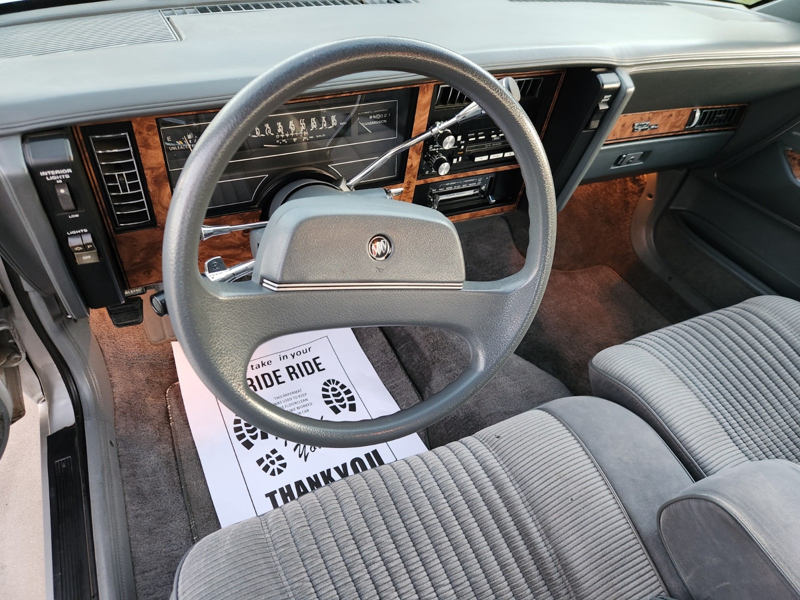 Buick-Century-1991-Sedan-12