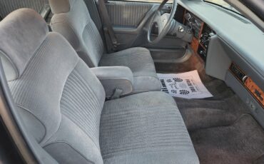 Buick-Century-1991-Sedan-18