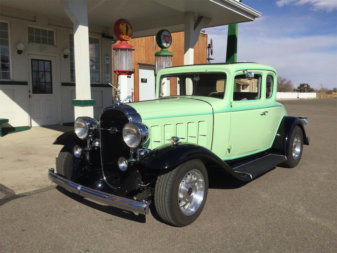 Buick-Coupe-1932-2-tone-light-green-grey-5