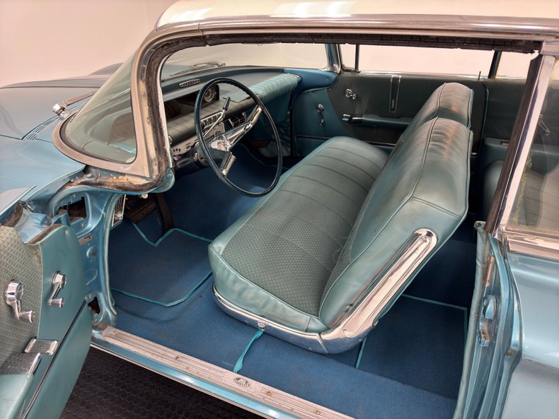 Buick-Electra-1960-Chalet-Blue-Turquoise-45