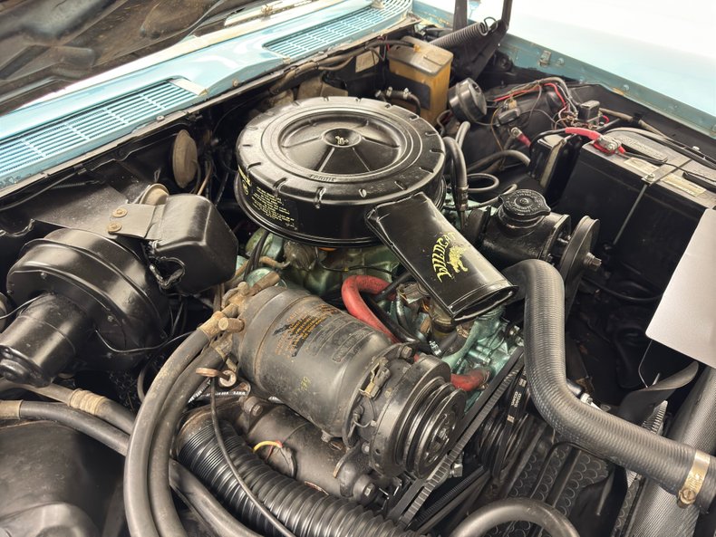 Buick-Electra-1960-Chalet-Blue-Turquoise-8