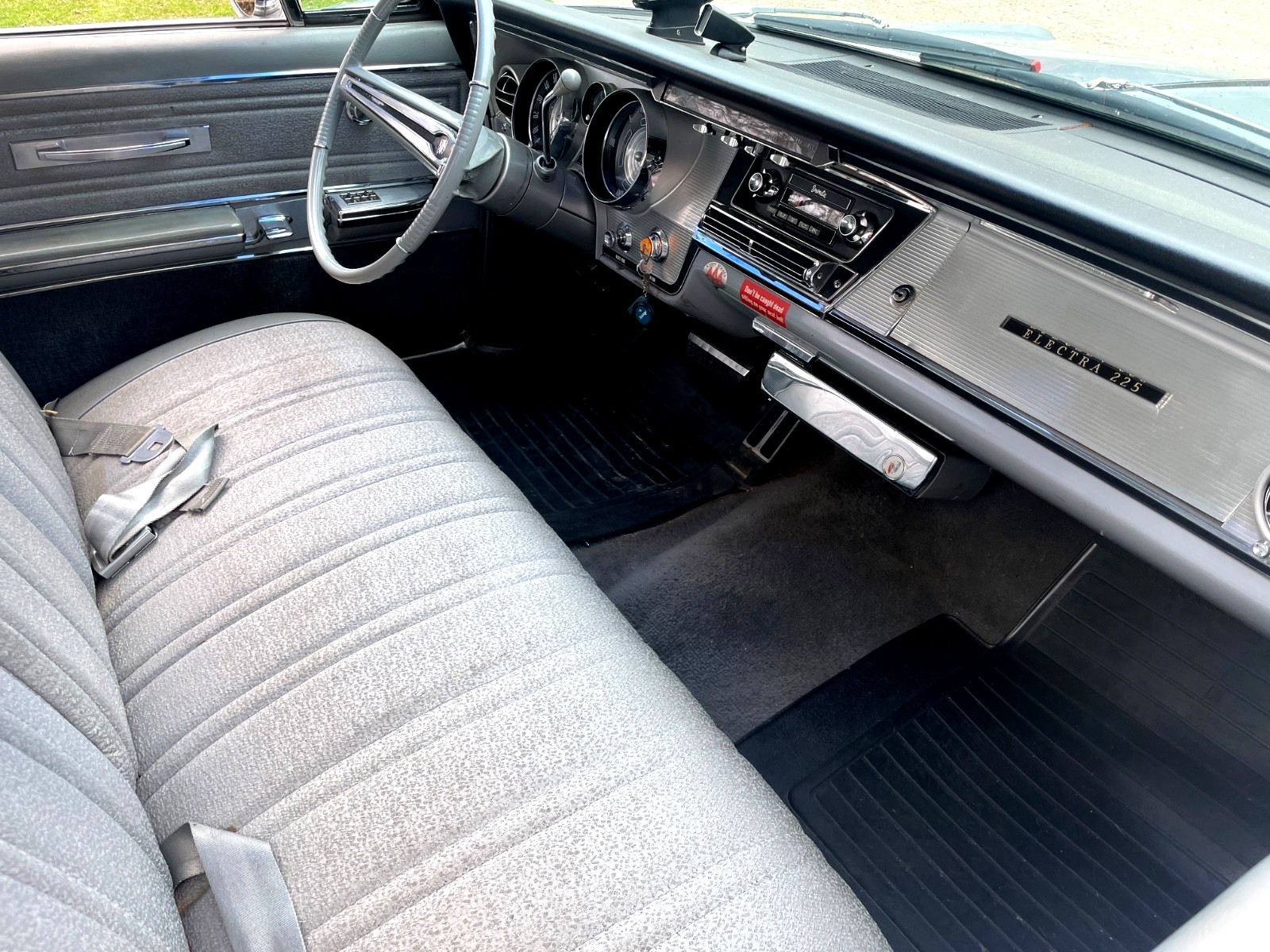 Buick-Electra-1964-Hardtop-12