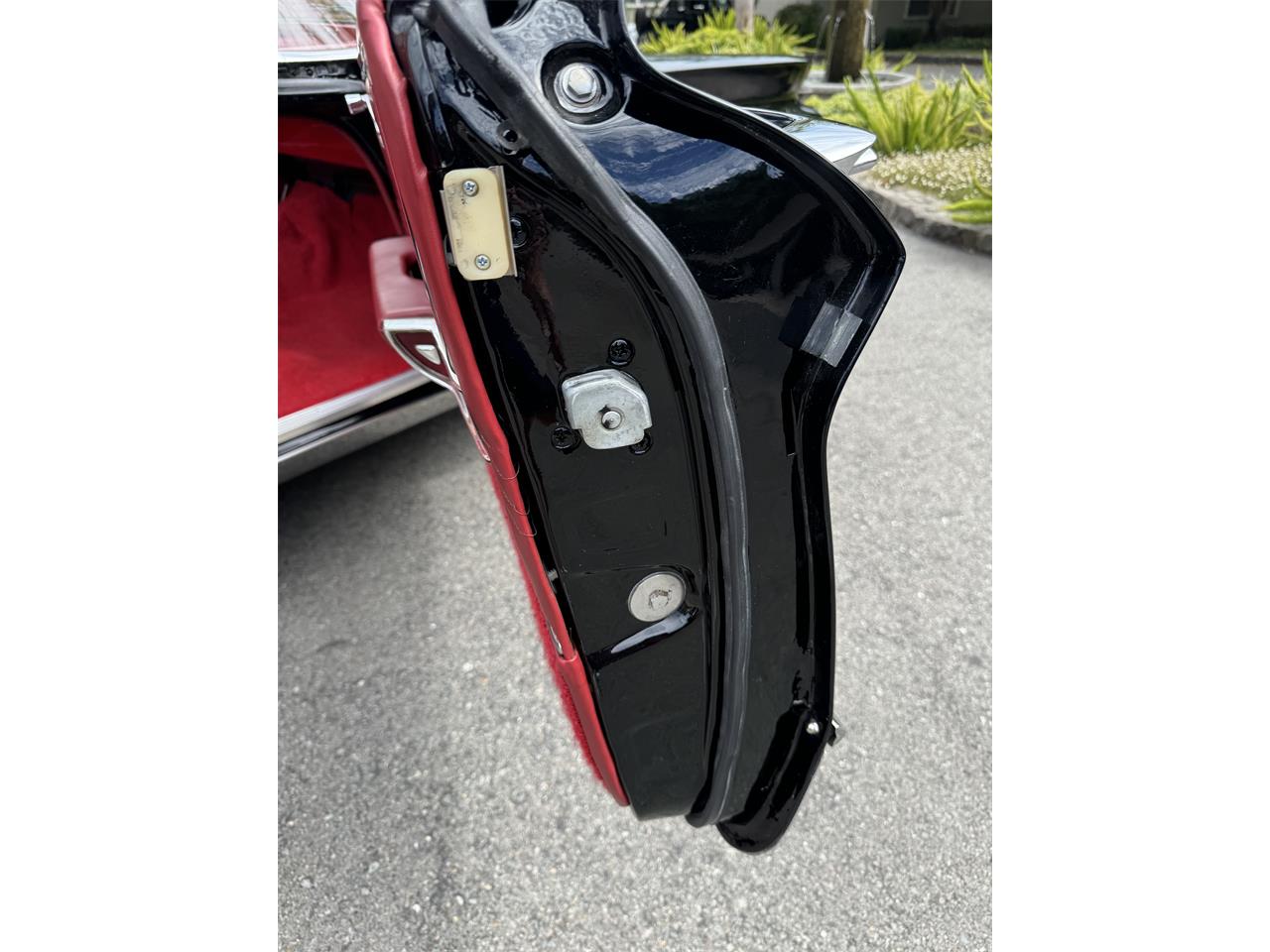 Buick-Electra-225-1960-Black-Red-13