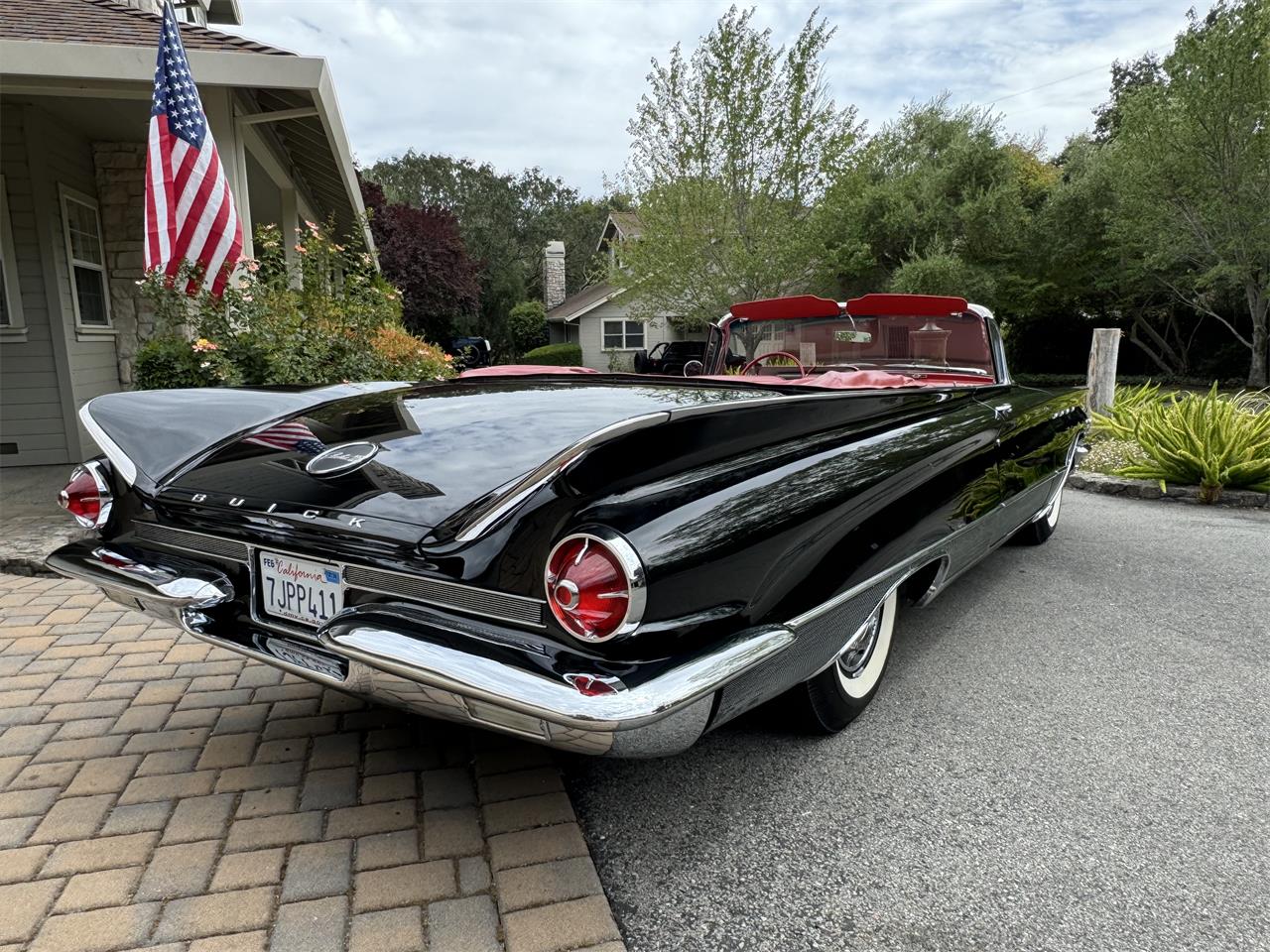 Buick-Electra-225-1960-Black-Red-5