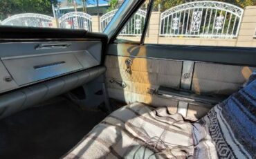 Buick-Electra-225-1963-Two-Tone-2