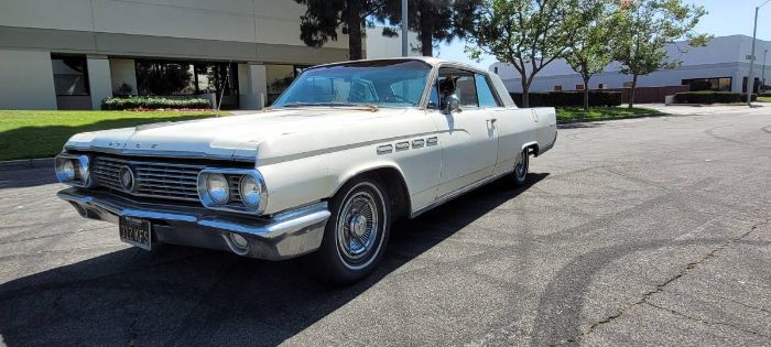 Buick-Electra-225-1963-Two-Tone-3