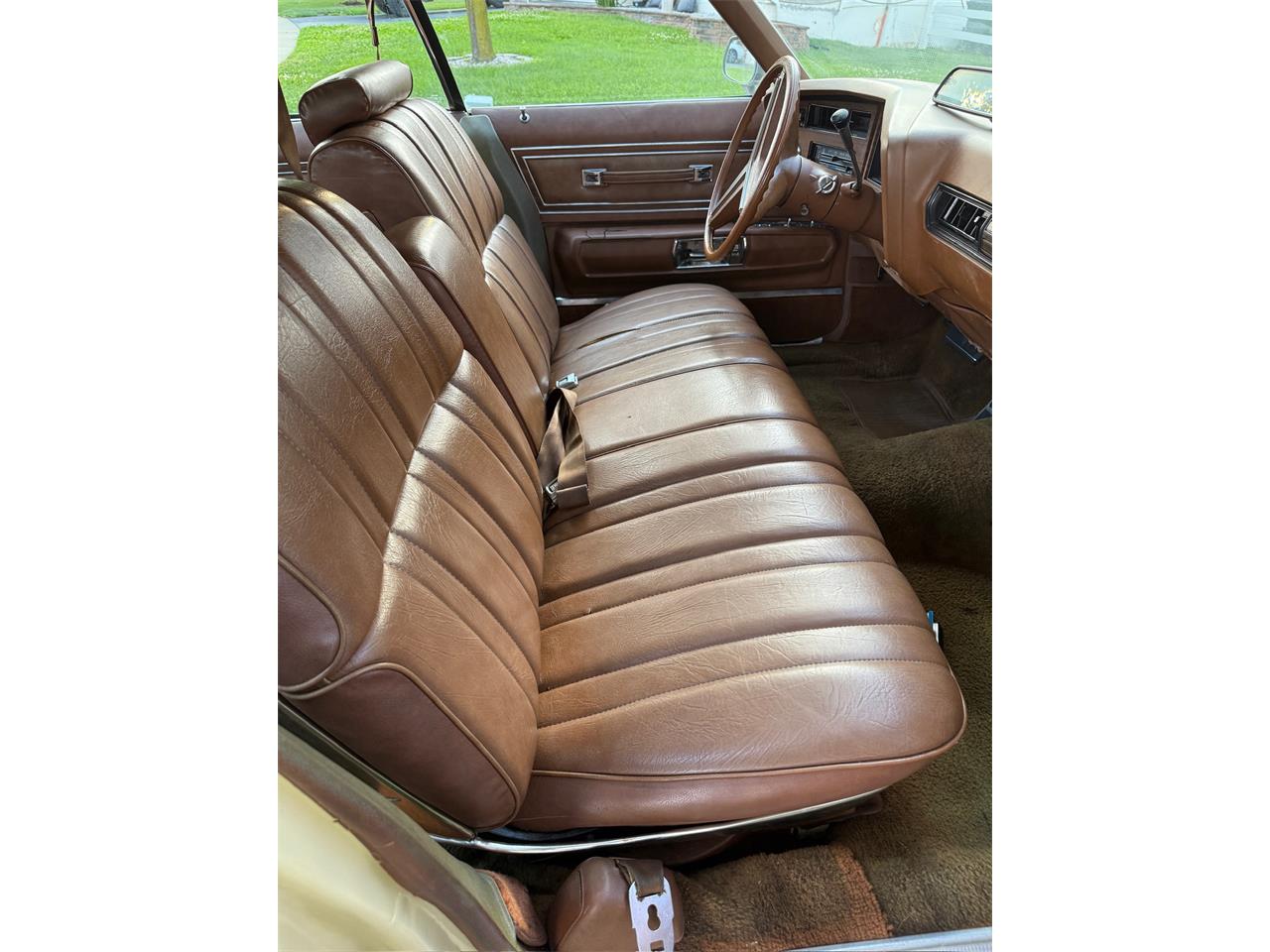 Buick-Electra-225-1973-Yellow-tan-6