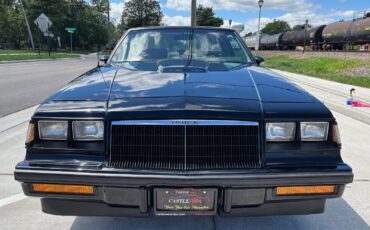Buick-Grand-National-1986-Coupe-1