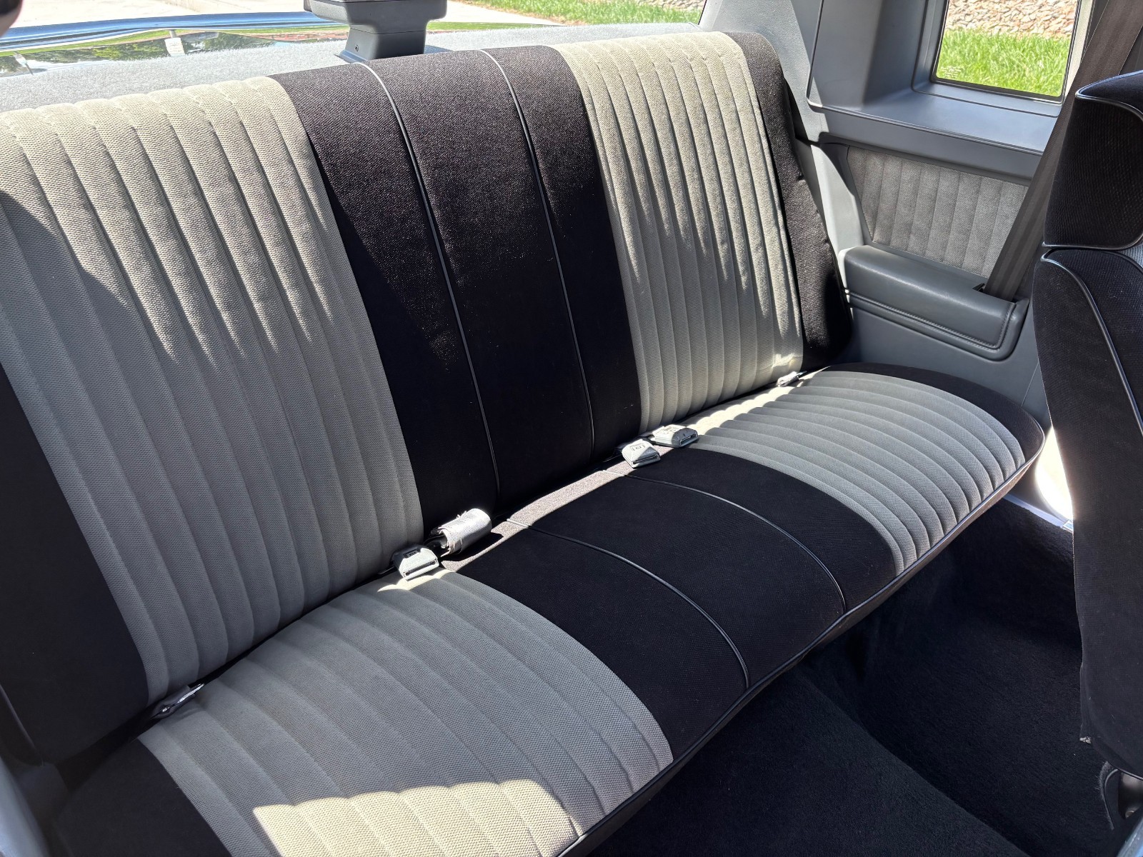 Buick-Grand-National-1986-Coupe-20