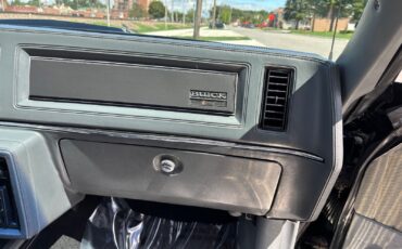 Buick-Grand-National-1986-Coupe-21