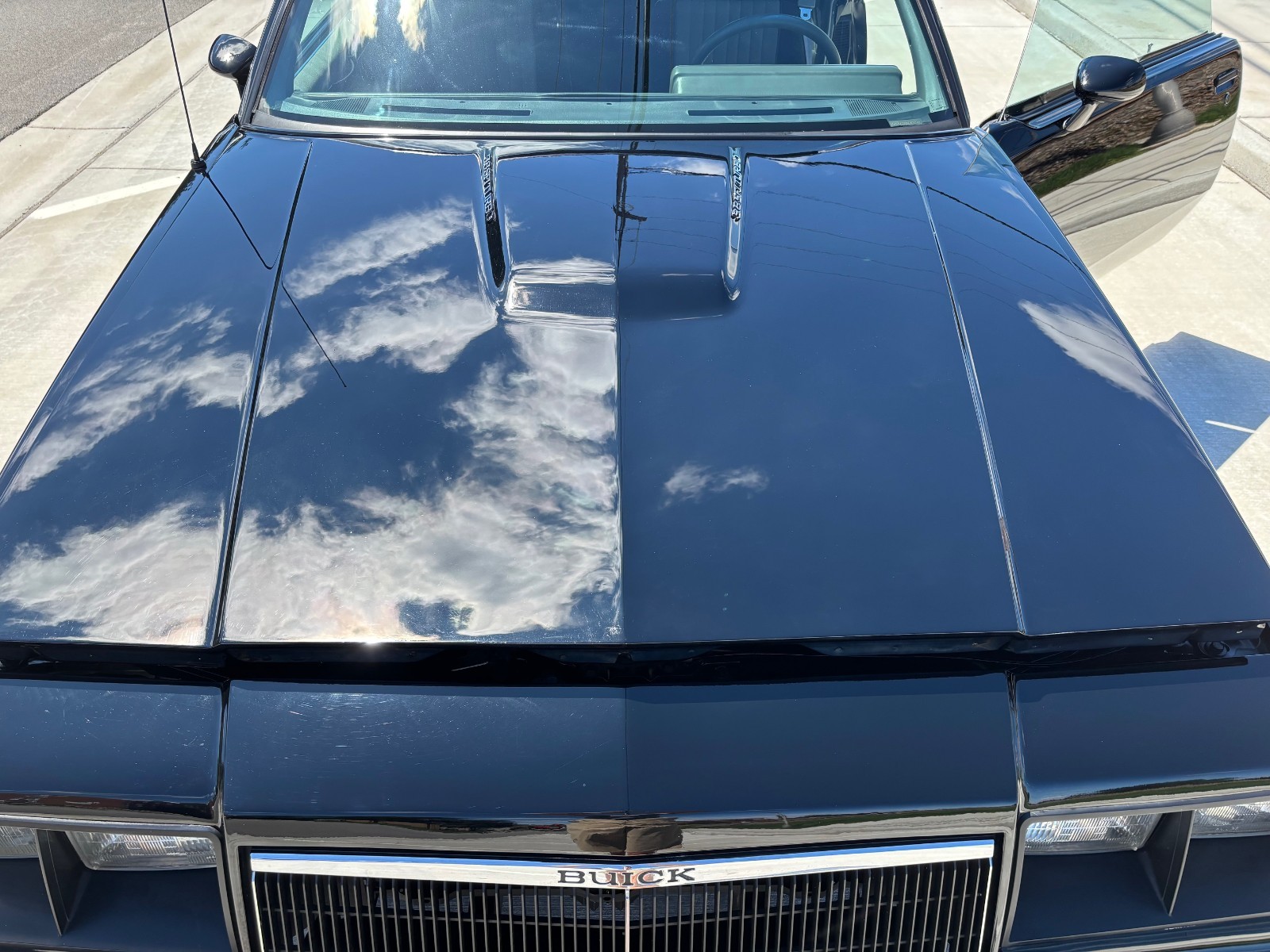 Buick-Grand-National-1986-Coupe-25