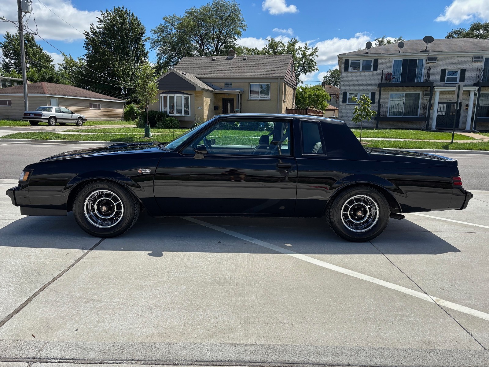Buick-Grand-National-1986-Coupe-3