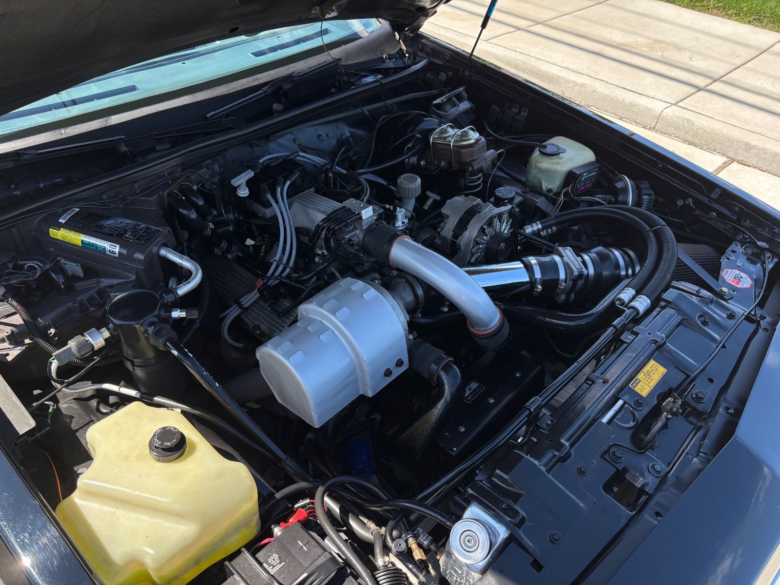 Buick-Grand-National-1986-Coupe-31