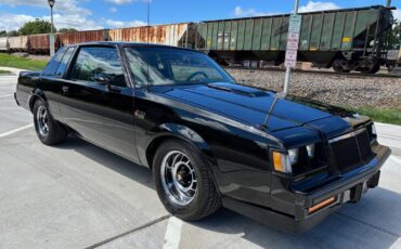 Buick-Grand-National-1986-Coupe