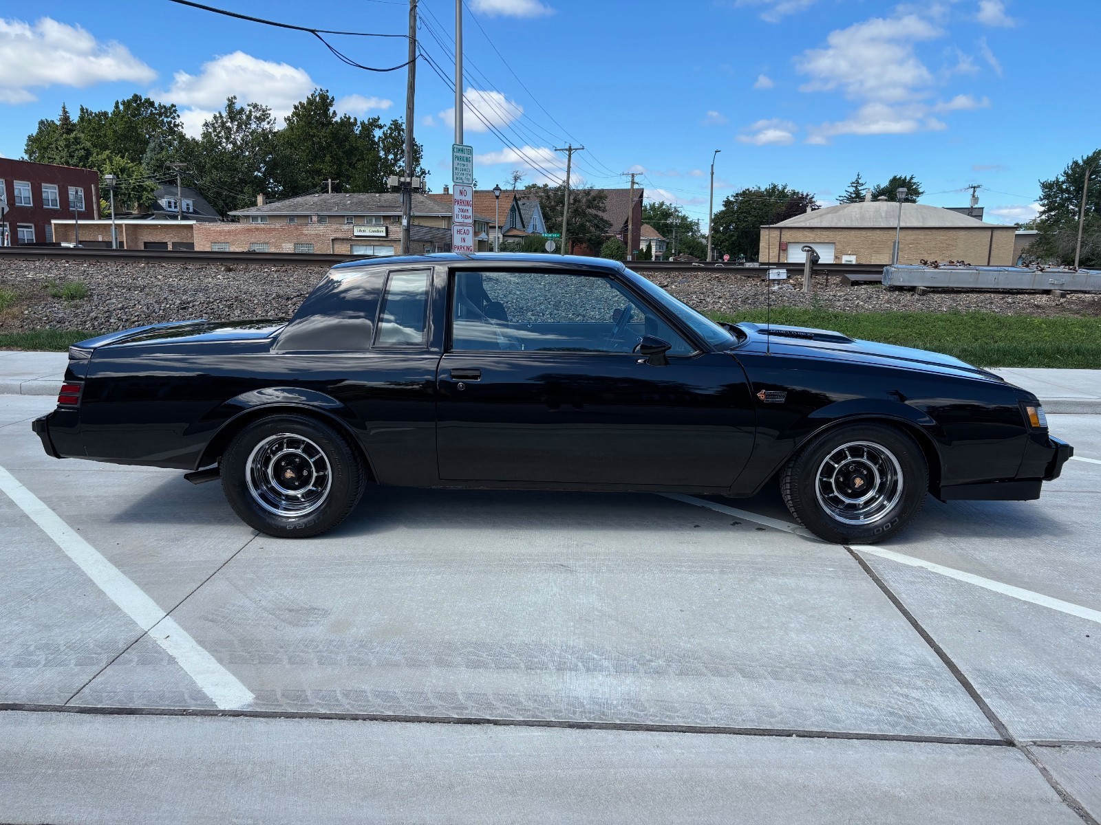 Buick-Grand-National-1986-Coupe-7