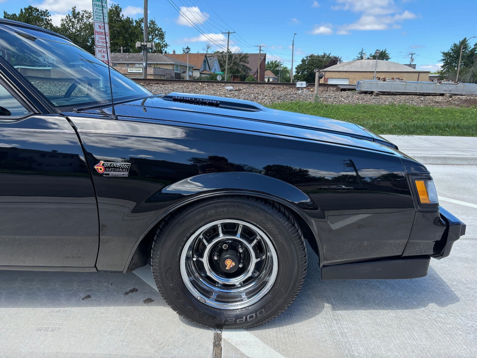 Buick-Grand-National-1986-Coupe-9