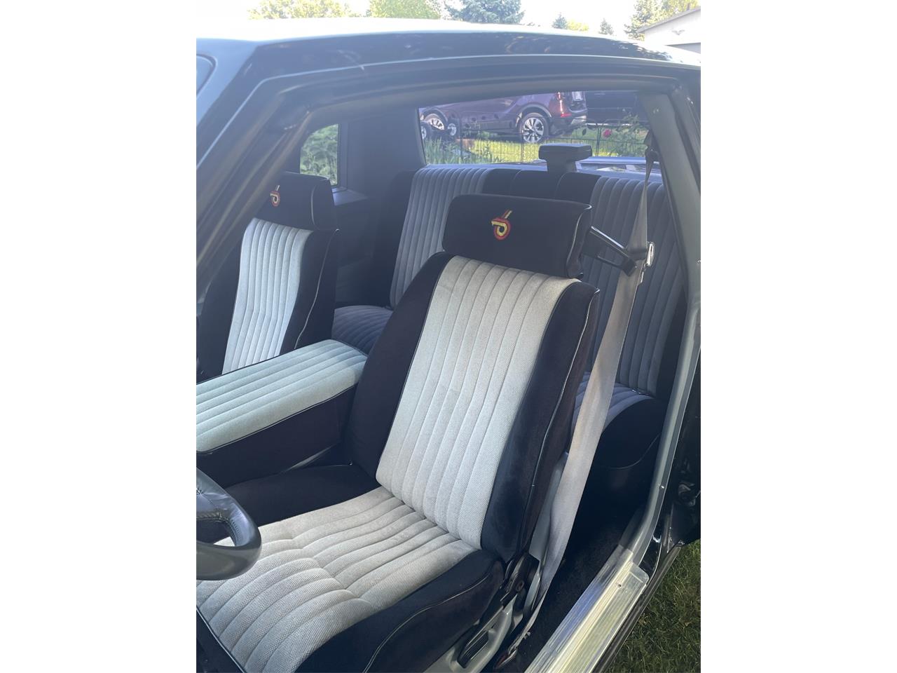 Buick-Grand-national-1986-Black-Gray-2