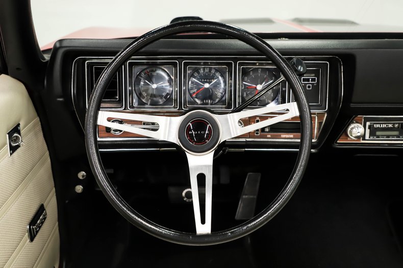 Buick-Gs-1970-Fire-Red-Ivory-26