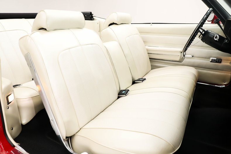 Buick-Gs-1970-Fire-Red-Ivory-9