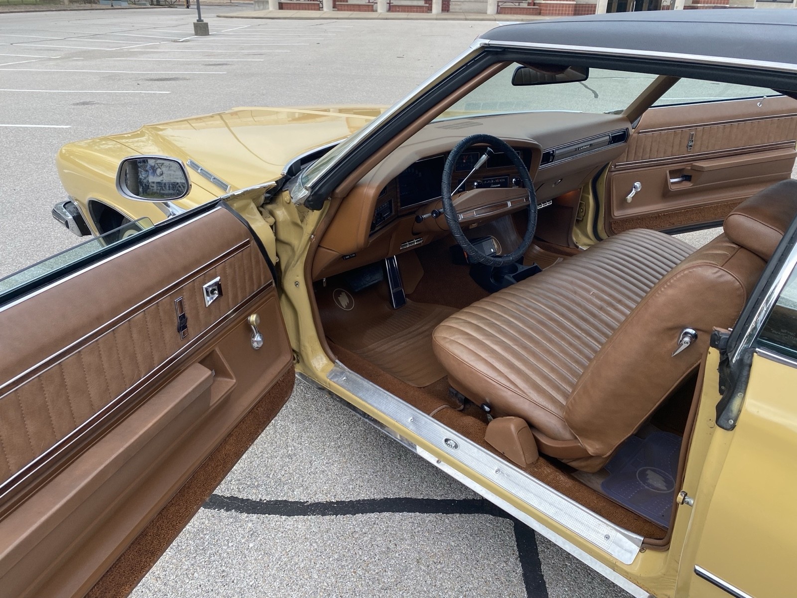 Buick-Le-Sabre-1973-Coupe-13