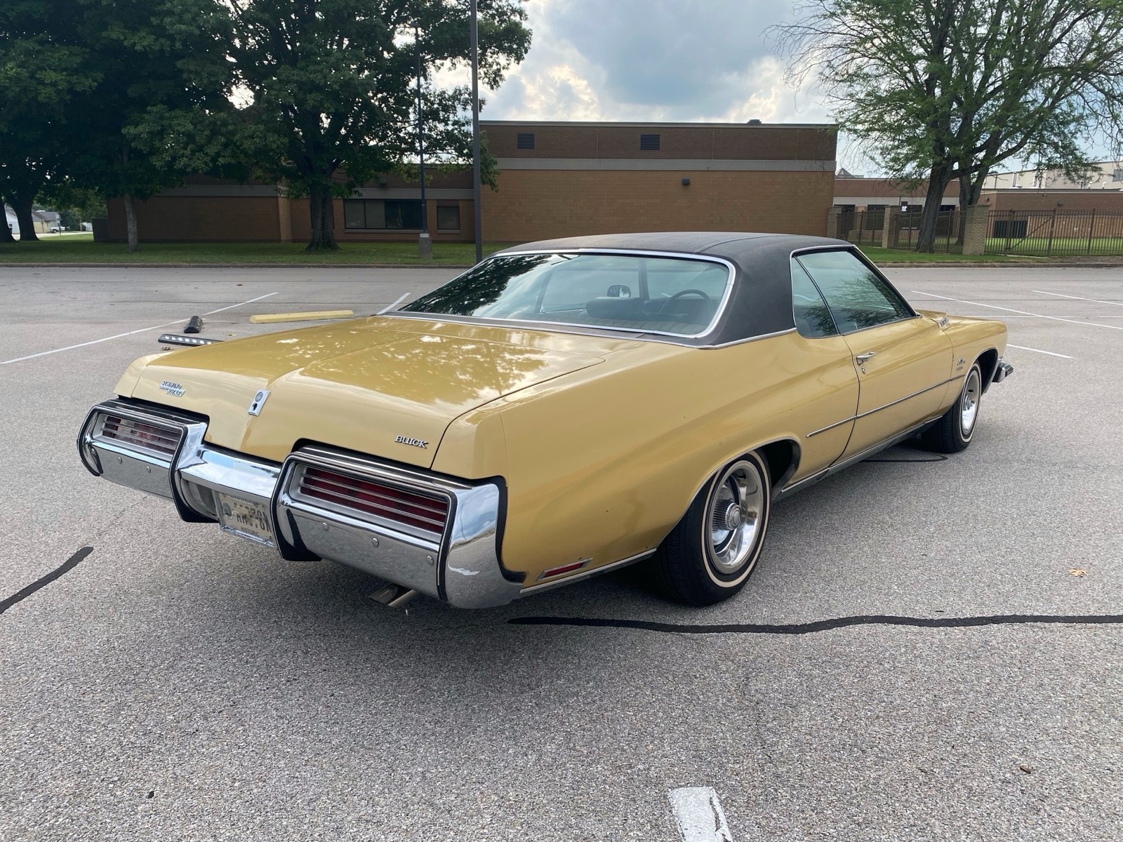 Buick-Le-Sabre-1973-Coupe-6