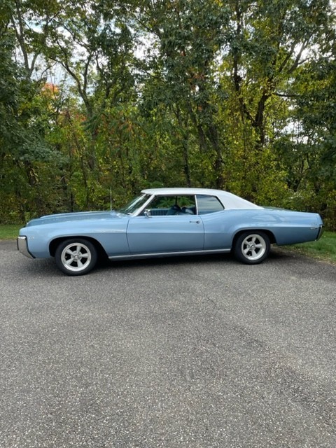 Buick-LeSabre-1969-Coupe-17