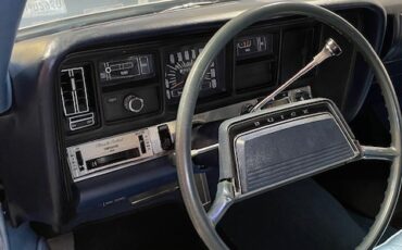 Buick-LeSabre-1969-Coupe-21