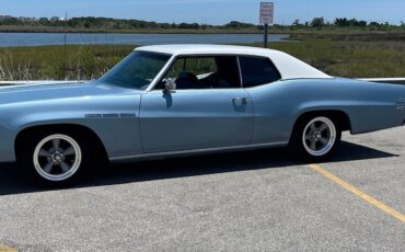 Buick-LeSabre-1969-Coupe