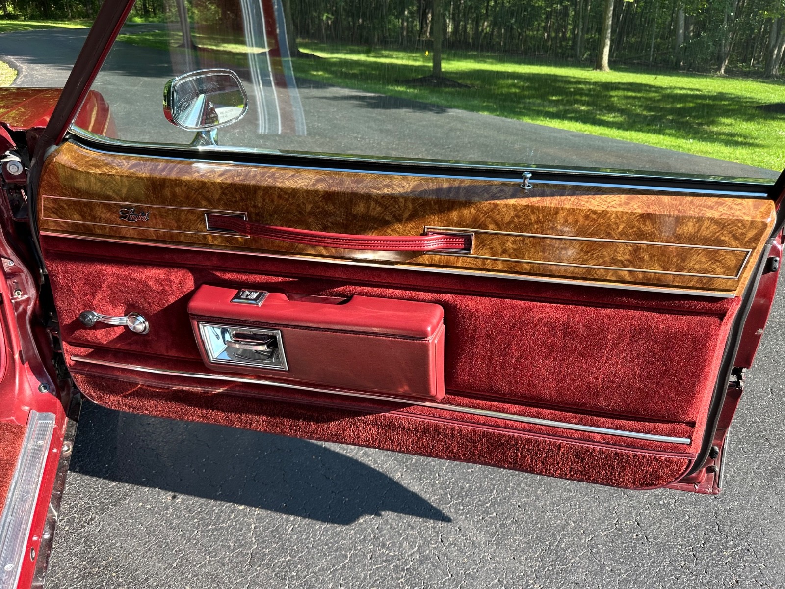 Buick-LeSabre-1981-Coupe-17