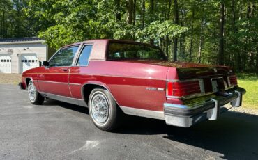 Buick-LeSabre-1981-Coupe-7