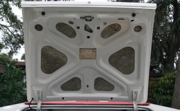 Buick-Lesabre-1960-white-red-amp-white-10