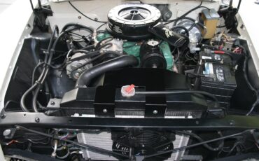 Buick-Lesabre-1960-white-red-amp-white-19