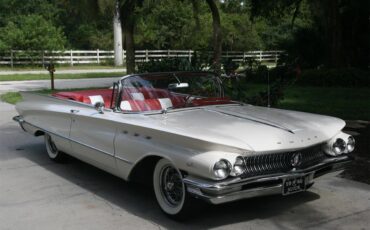 Buick-Lesabre-1960-white-red-amp-white-5
