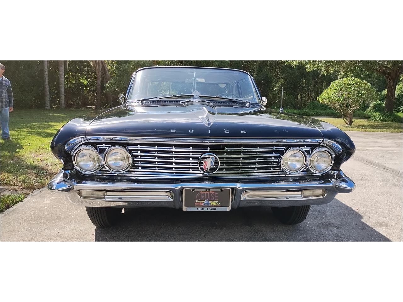 Buick-Lesabre-1961-Black-Grey-1